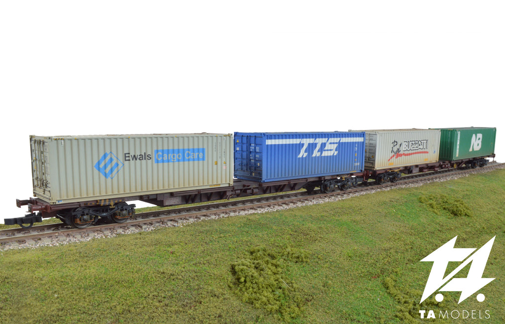 Aged 1:87 H0 scale containers