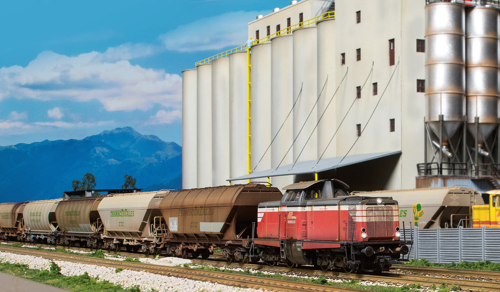 Modular railway model of an industrial area in Arezzo in 1:87 scale