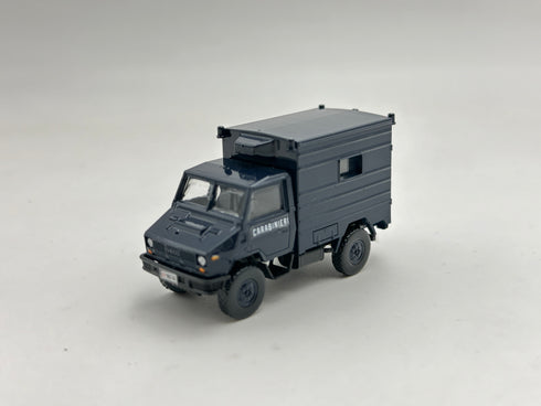 Vm 90 Carabinieri ambulance, livery 2, H0 scale, 1:87