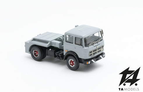 Fiat 684 Grigio zavorrato in scala H0 1:87