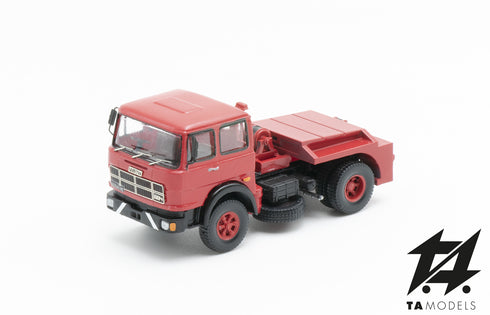 Fiat 684 Red ballasted in H0 scale 1:87