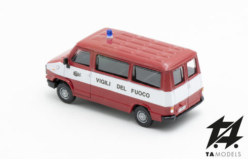 Fiat Ducato first series minibus short wheelbase low roof FIRE BRIGADE scale HO 1:87