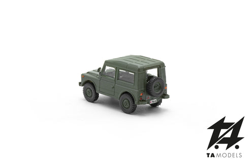 Fiat AR76 Campagnola Tetto Rigido Montata Verde NATO scala H0 1:87