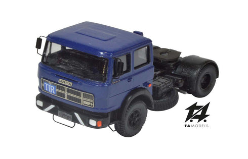 684 2-axle mounted blue tractor truck with black chassis