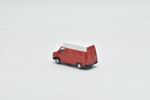 Fiat Ducato van, first series, short wheelbase, high roof, red, H0 scale 1:87