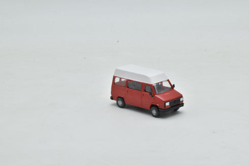 Fiat Ducato minibus, first series, short wheelbase, high roof, red, H0 scale, 1:87