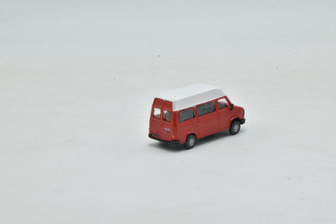 Fiat Ducato minibus, first series, short wheelbase, high roof, red, H0 scale, 1:87
