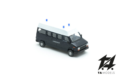 Fiat Ducato first series long wheelbase van Carabinieri 1/87 H0