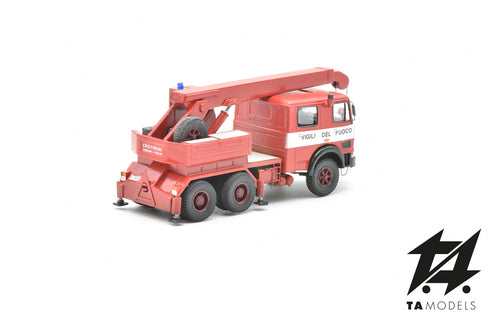 Fiat 697 fire brigade crane in livery 2, H0 scale 1:87