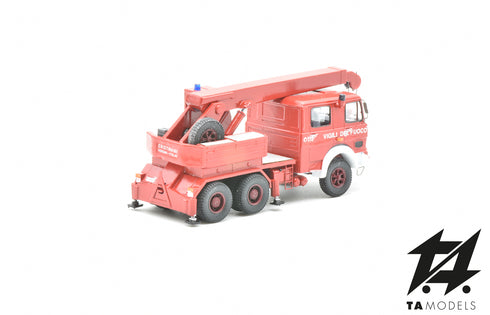 Fiat 697 gru vigili fuoco in livrea 3 scala H0 1:87