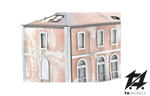 Abandoned 5-light pink railway station, scale 0.1:87