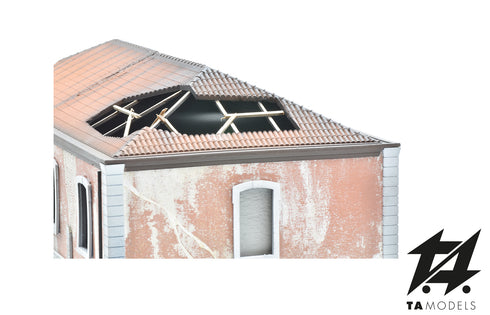 Abandoned 5-light pink railway station, scale 0.1:87