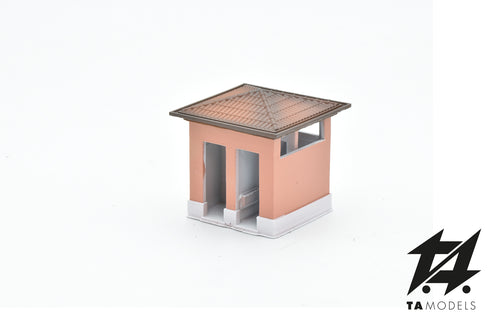 Gabinetti di stazione FS rosa carnicino con interni riprodotti scala H0 1:87