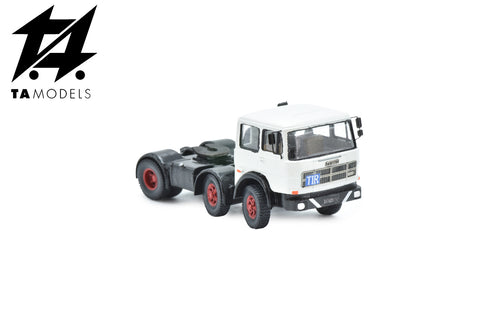 White Tractor-mounted 691 2+1 Axle Truck with Black Frame