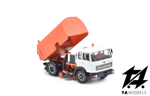 Fiat OM 160 street cleaning truck in 1:87 scale