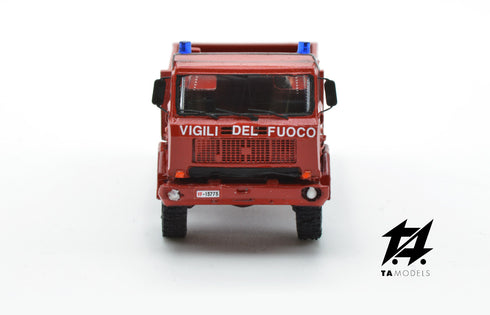 Fiat ACM 80 Cassone Passo Lungo Montato Vigili del Fuoco scala H0 1:87