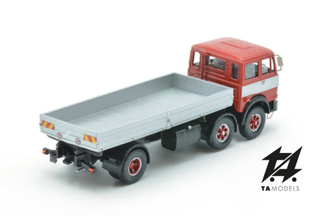 691 2+1 Axle Long Wheelbase Truck, Red, with Aluminum Body and Silver Band