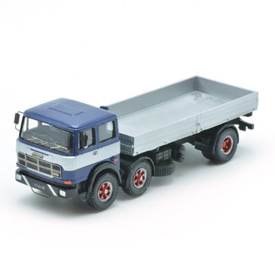 691 2+1 Axle Long Wheelbase Truck, Blue, with Aluminum Body and Silver Band