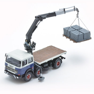 691 2+1 Axle Short Wheelbase CUSTOM Truck