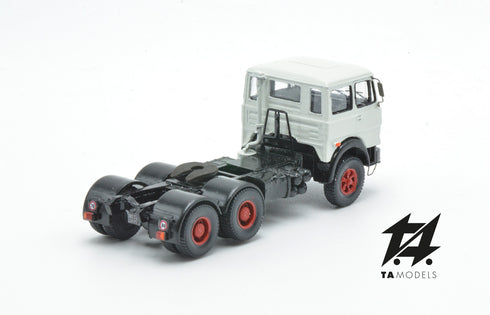 Fiat 697 T White with Black Chassis H0 Scale 1:87
