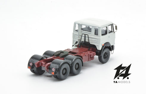 Fiat 697 T White with Red Chassis H0 Scale 1:87