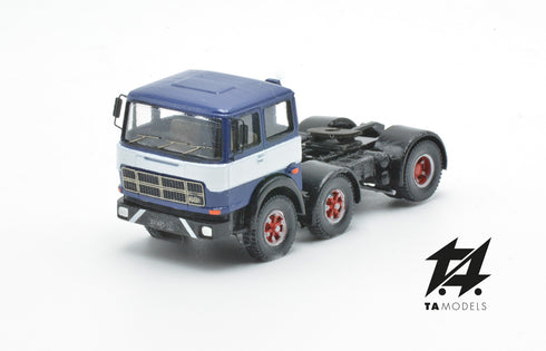 691 2+1 Axle Truck Mounted Blue Tractor with Black Frame and White Band