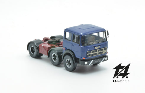 691 2+1 Axle Truck Mounted Blue Tractor with Red Frame