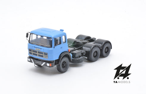 Fiat 300 Short Cab 3 Axle Mounted Tractor Blue with Black Frame