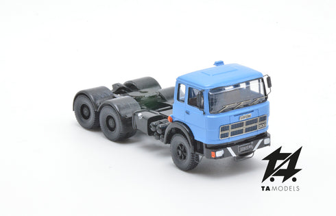Fiat 300 Short Cab 3 Axle Mounted Tractor Blue with Black Frame