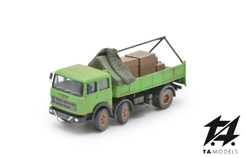 Green 691 2+1 Axle Short Wheelbase Truck with Exclusive Equipment
